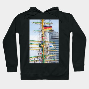 Bremerhaven; City; New port; Ship mast Hoodie